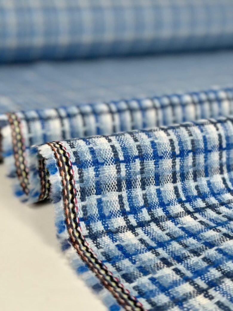 Wool Suiting Tweed "Leya"