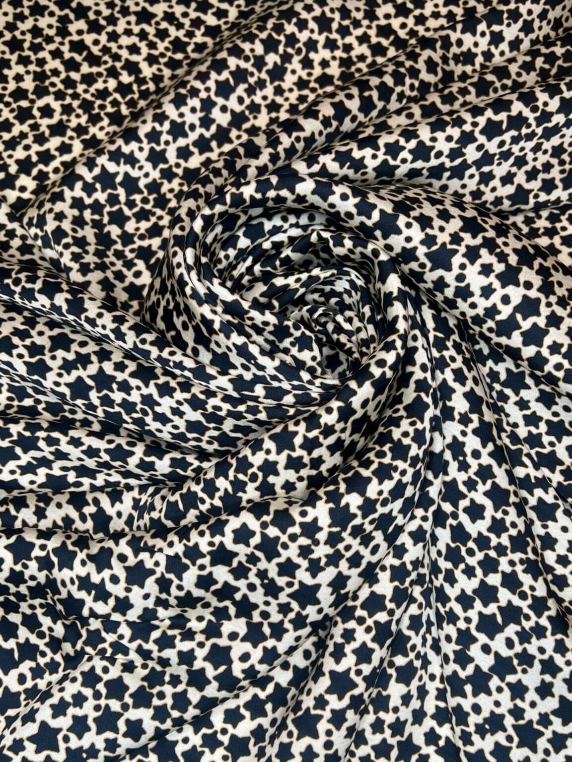 Italian viscose satin in trendy "tiger" colors