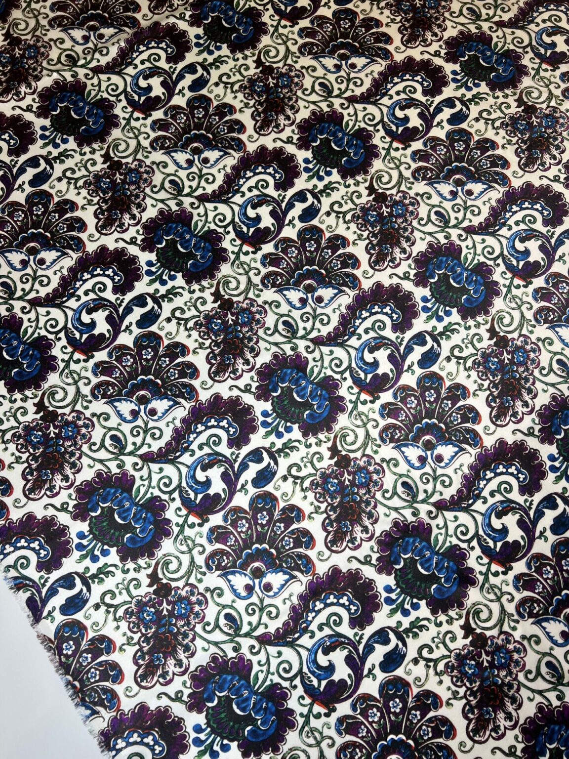 Italian Satin Collectible Natural Silk "Elegance"
