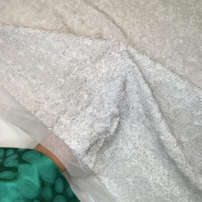 Audinys su žvyneliais baltos spalvos - Image 2