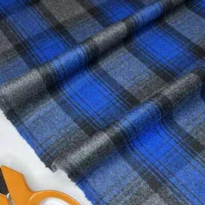 Itališkas „virgin“ vilnos ir kašmyro vilnos paltinis audinys langeliais - Image 1