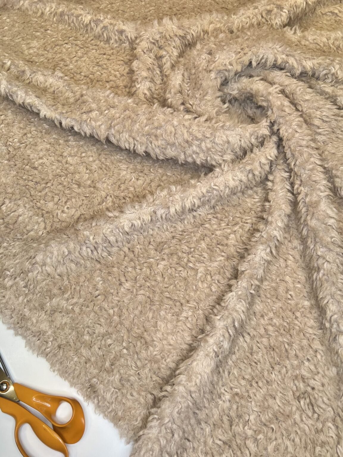 "Lama" coat fabric