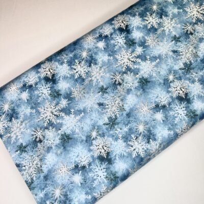 Kokvilna - audums „Snaigės ant Lango“ (AR BOJĀM) - Image 1