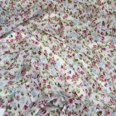 Pleated chiffon with a small floral pattern - Image 1