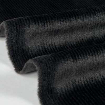 Мягкий велюр черного цвета — изображение 1