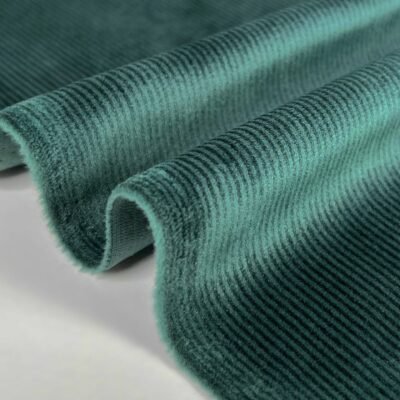 Soft veliūras smaragdo žalios spalvos — изображение 1