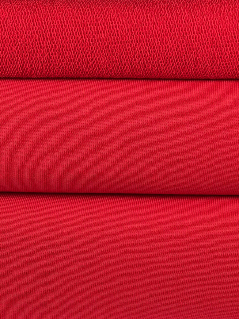 Trisiūlis kilpinis trikotažas „Red Rose“ spalvos 350gr/m2