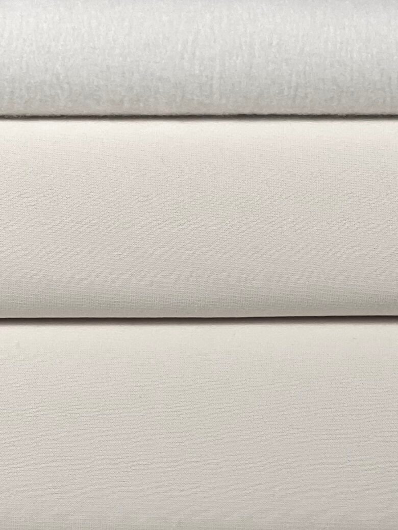 Trīskāršs cilpu trikotāža ar pūkainu PENYE „Natural Beige“ (KD15)