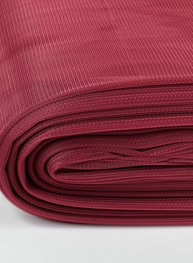 Фатин "Burgundy" (С ДЕФЕКТОМ) (055)