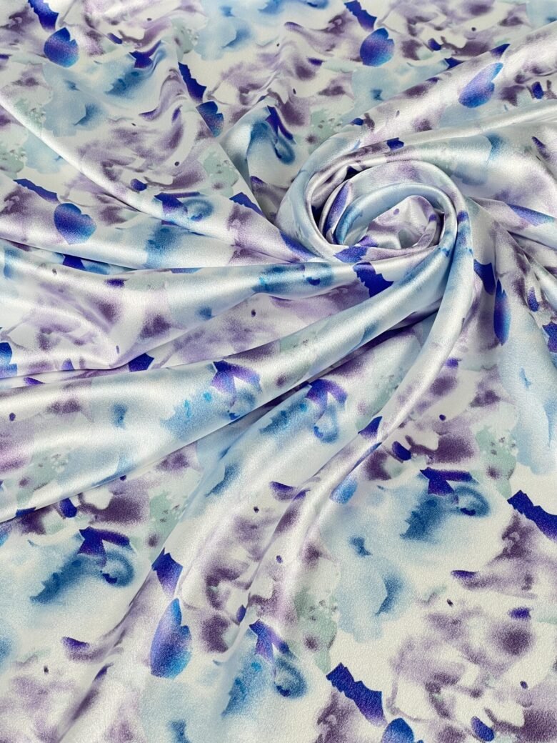 Satin ar elastānu „Debesu Deja“