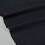 kostiuminis vilnos audinys