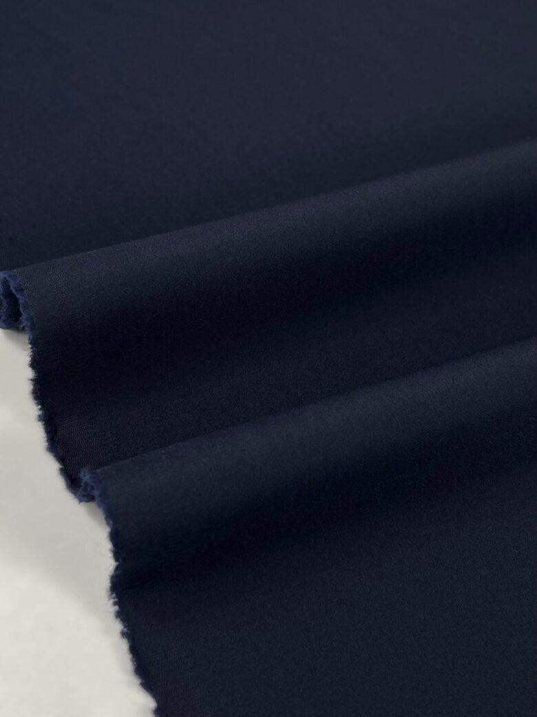 Itāļu kostīma „Virgin“ vilnas audums „Blue Black“