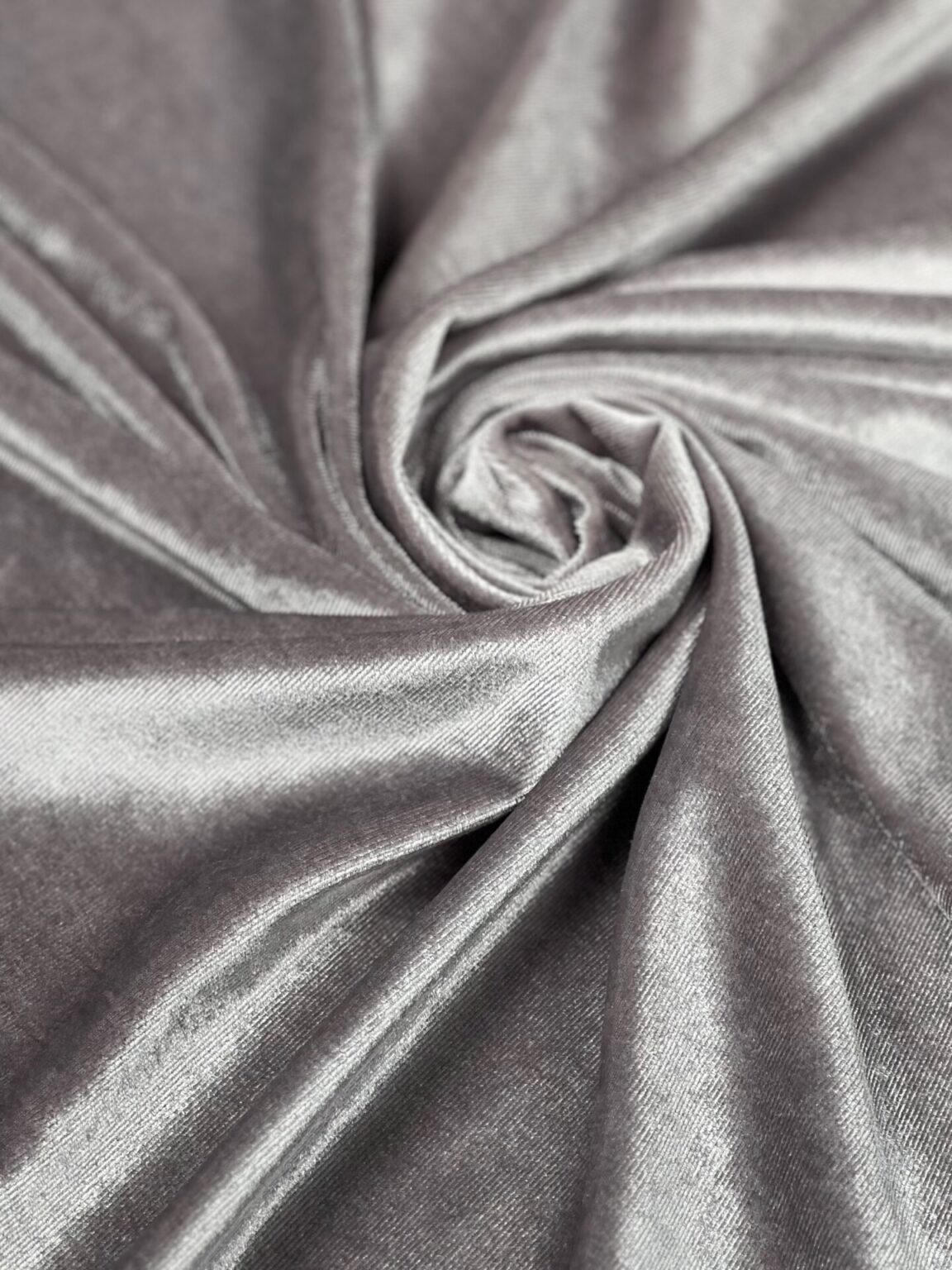 Elastischer Samt „Chrome Grey“