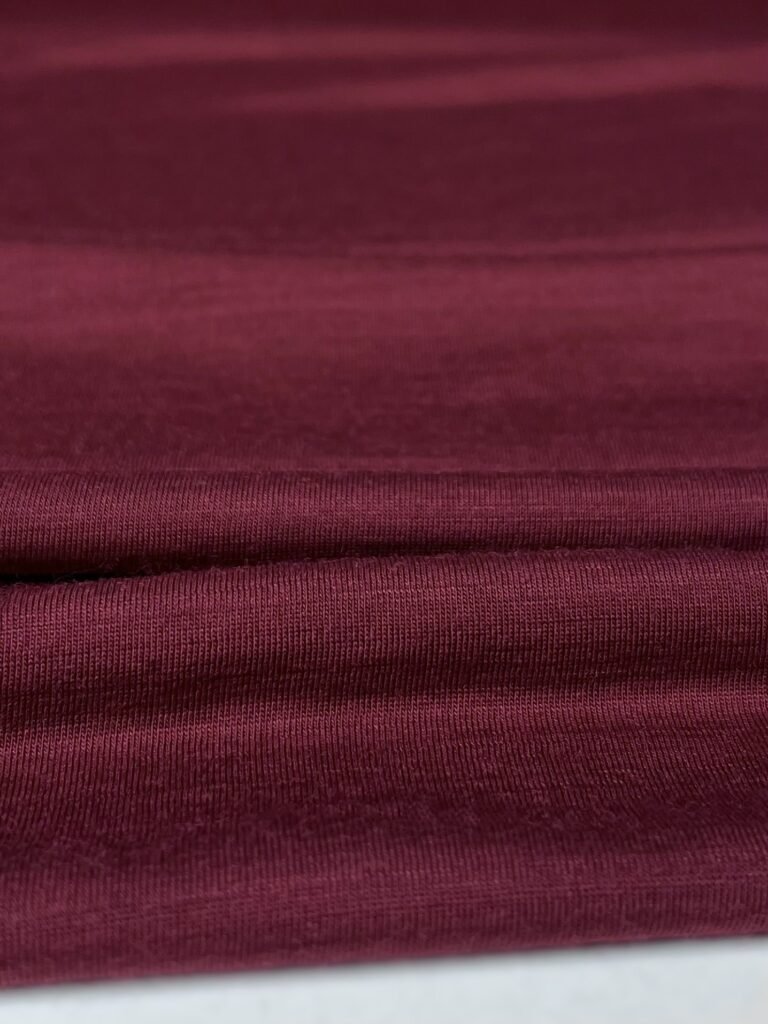 merino vilna poliesteris