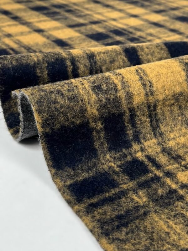 paltinis vilnos audinys paltinis vilnos audinys