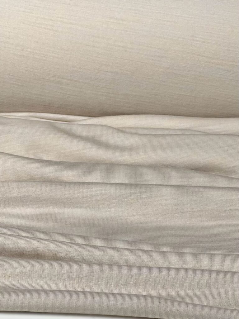 merino vilna poliesteris