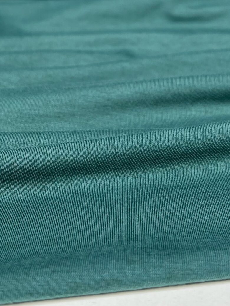 Merino vilnas un poliestera elastīgs trikotažs (premium kvalitāte) „Tumši piparmētru” krāsā 079