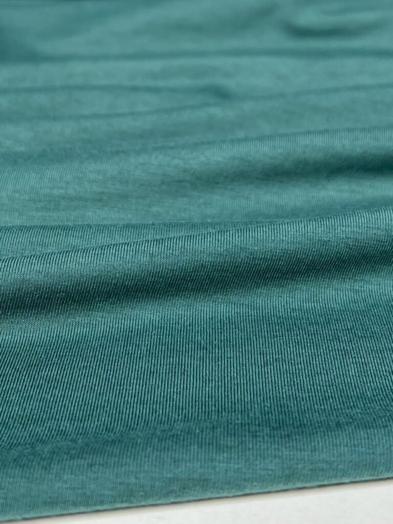 merino vilna poliesteris