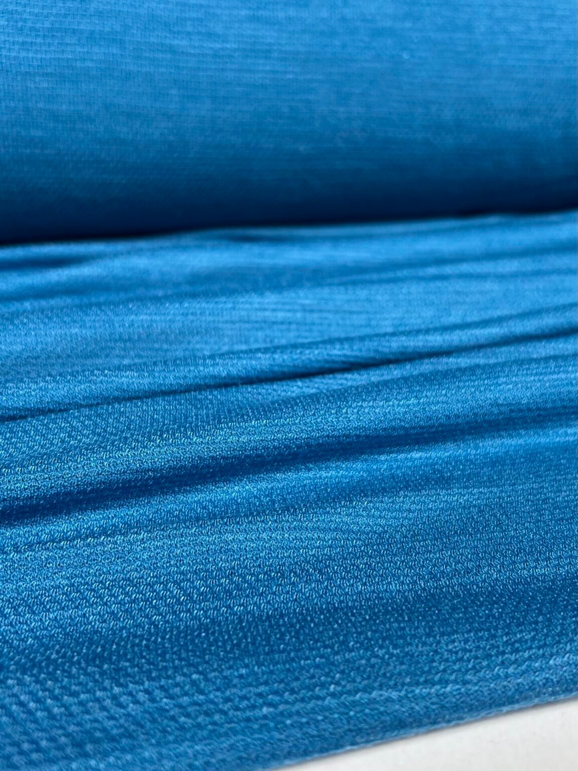 Merino vilnas, liocela un poliamīda elastīgs trikotāžas ar faktūru (premium kvalitāte) "Blue Lagoon" krāsas 141