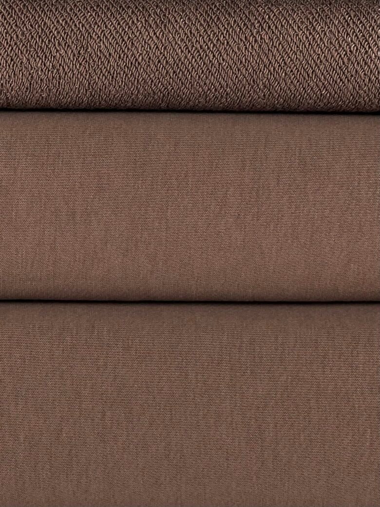 "Diagonal" three-thread loop fabric in "Toffee" color (KD42)