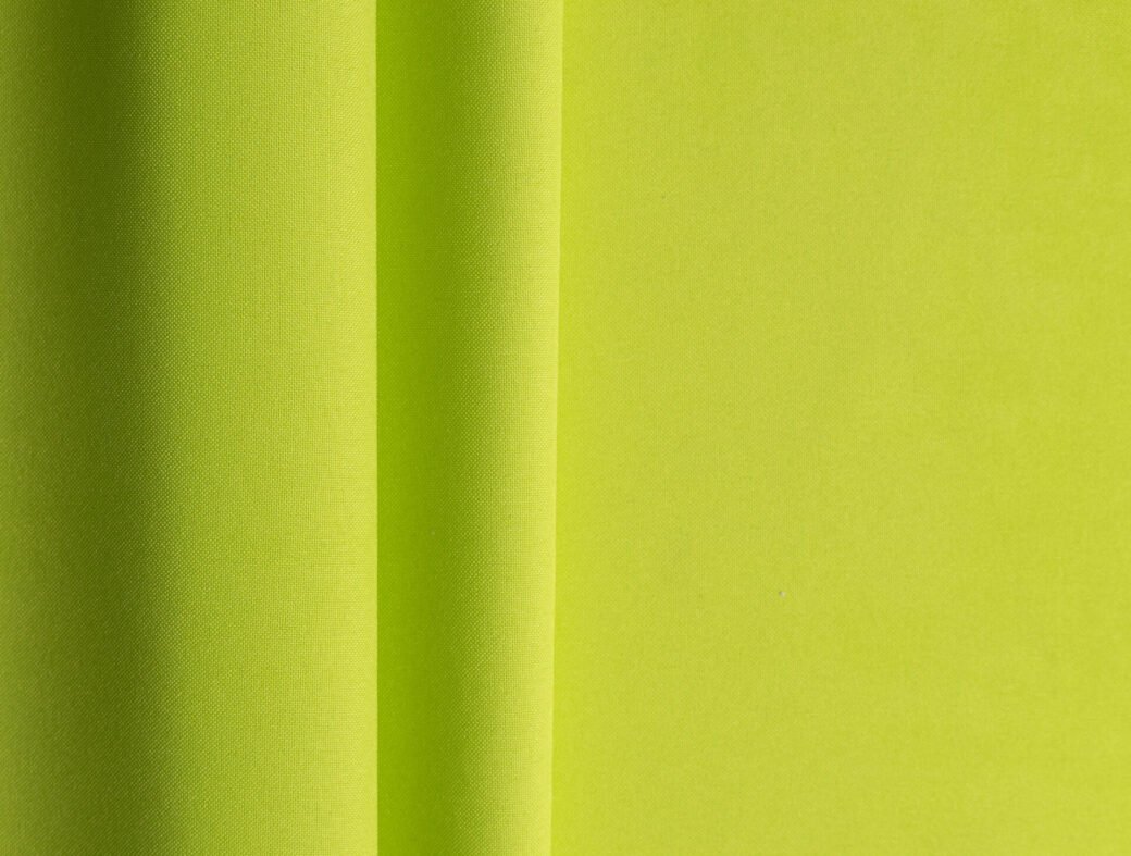 Gabardine fabric in greenish-yellow color 600