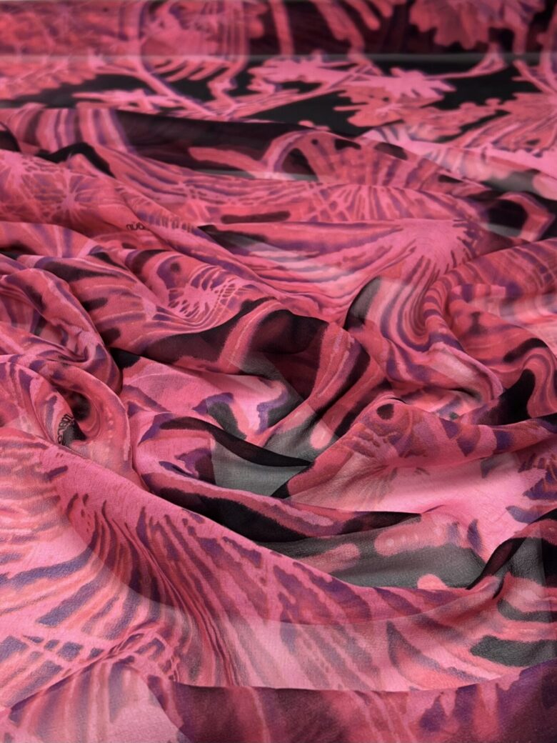 Itāļu kolekcijas elastīgs šifona zīds ar dizainu „Pink Dandelion“