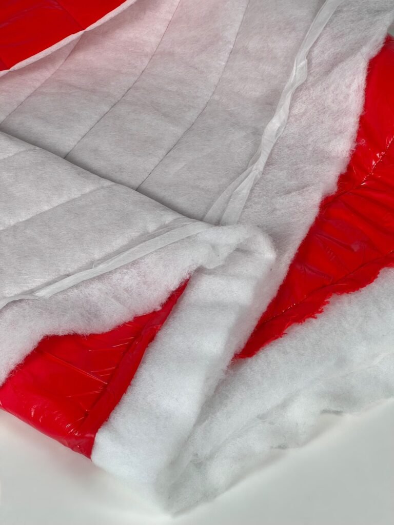 striukinis audinys su pašiltinimu