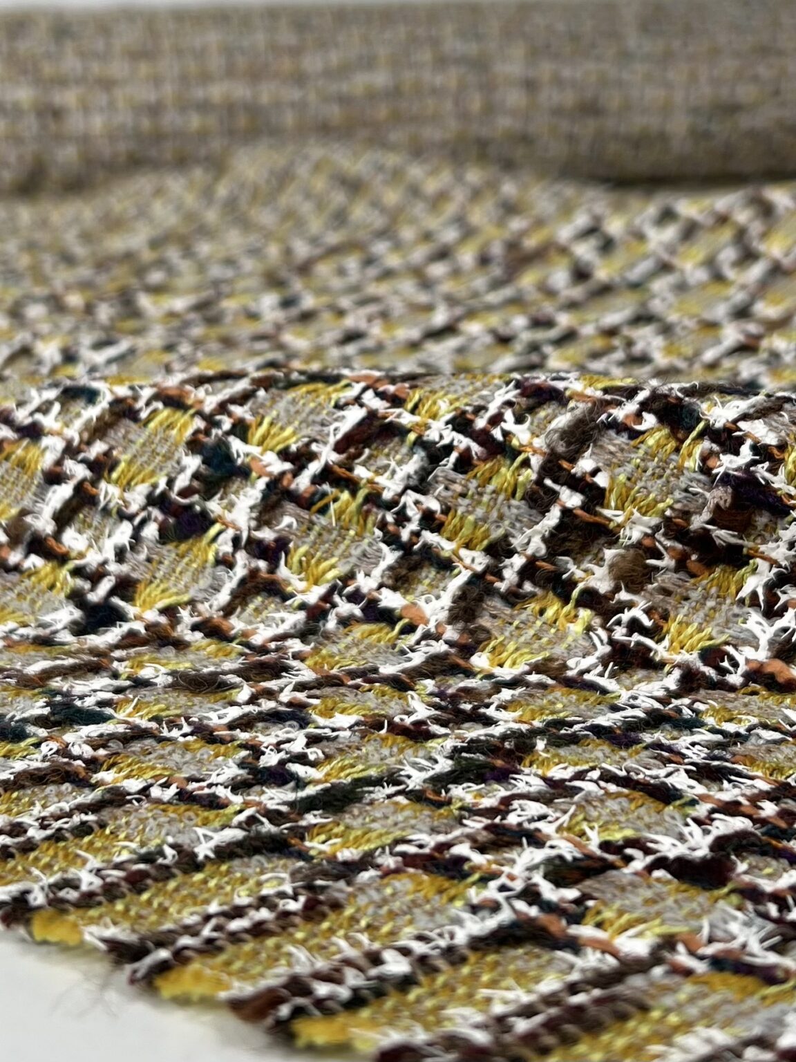 "Chanel" wool tweed "Liuya"