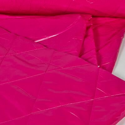 striukinis audinys su pašiltinimu