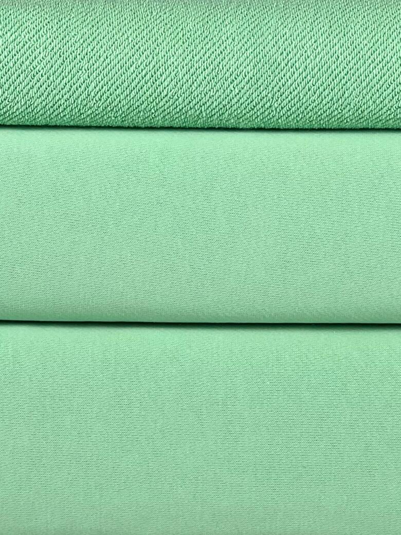 "Diagonal" three-thread loop knit fabric in mint color (KD44)