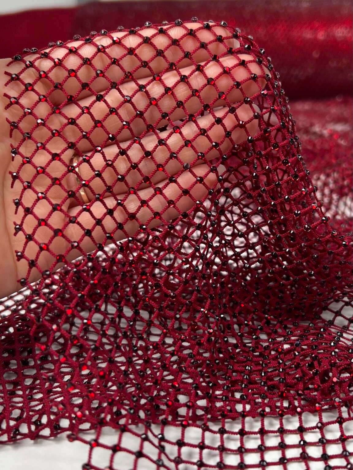 Tīkliņš ar kristāliem „Burgundy“