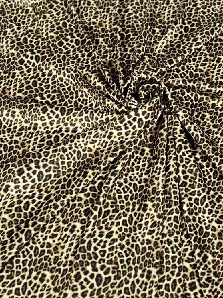 Armani šilkas (satinas) „Golden Leopard“