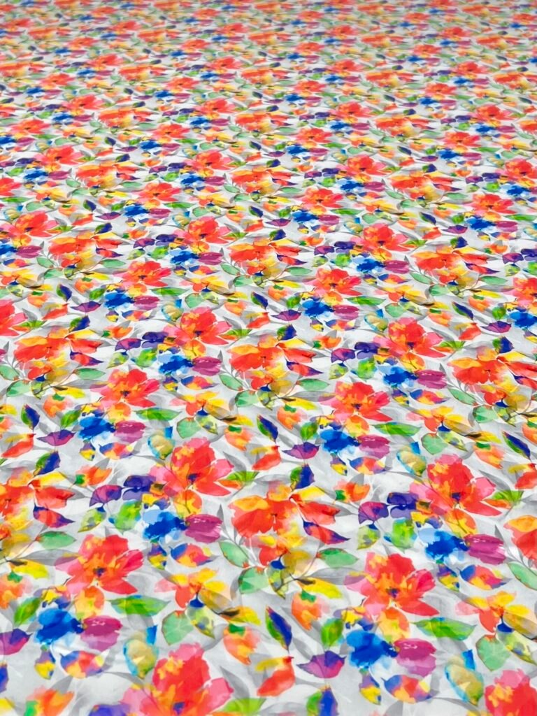 armani šilkas satinas