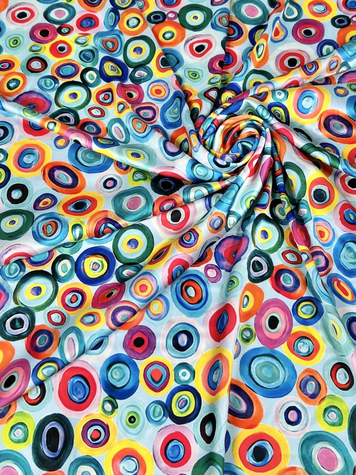 Armani zīds (satīns) „Pop Circles“