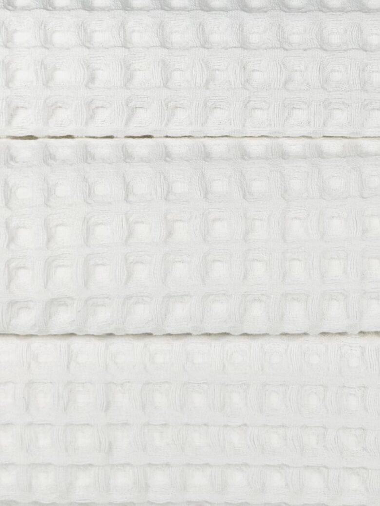 Pūkains kokvilnas vafeles audums ar rupju pinumu „White“