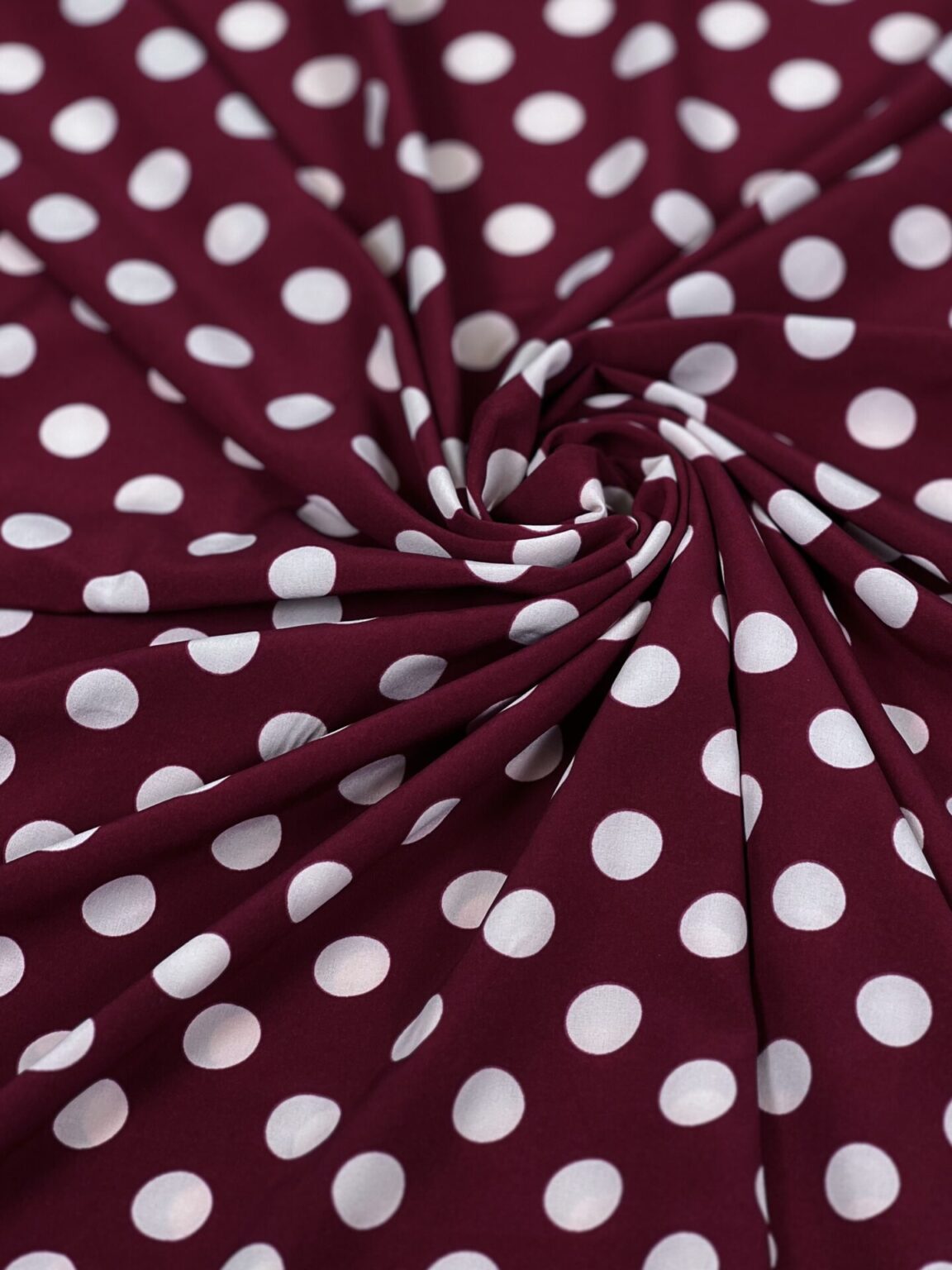 „Silky“ kleitu audums ar burbuļu rakstu „Burgundy and White“