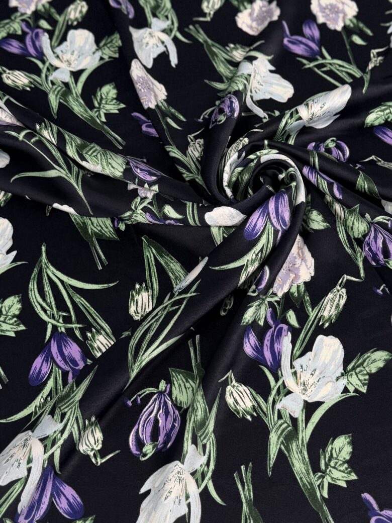 Armani šilkas (satinas) su dizainu „Crocus“