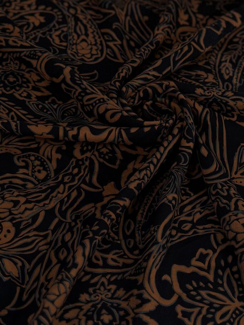 Ткань из вискозы твилл «Paisley In The Dark»