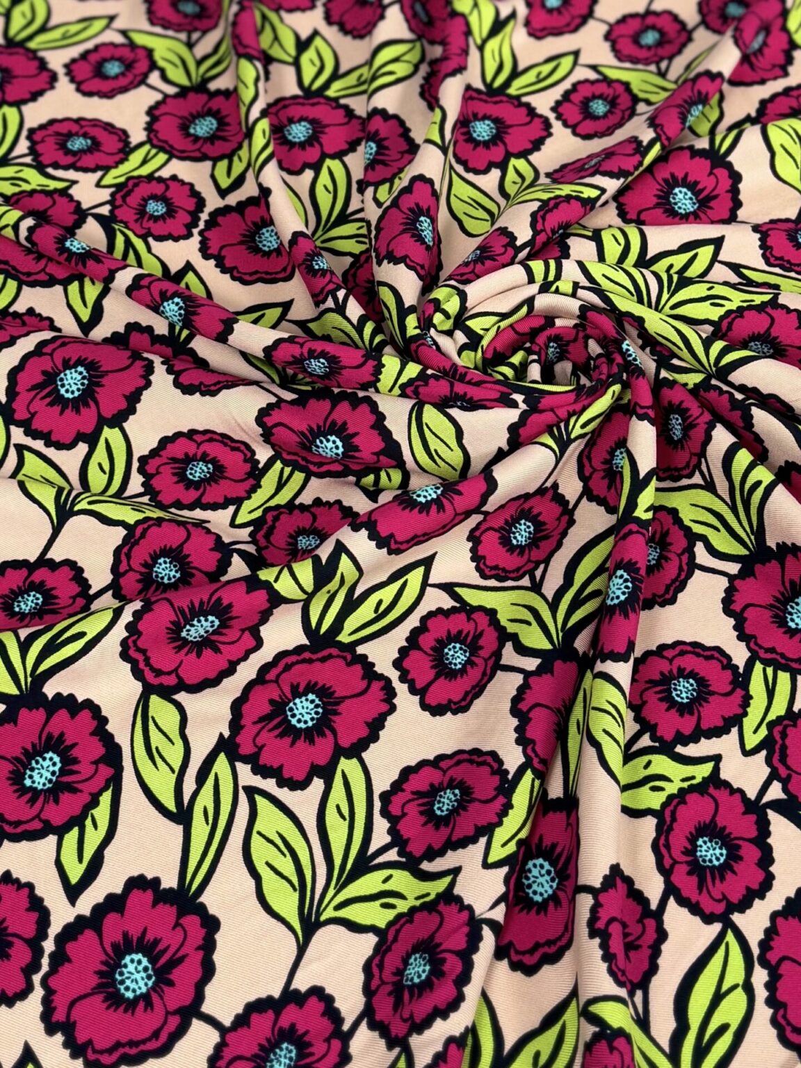 „Twill“ viskozes audums „Flowers Bloom“