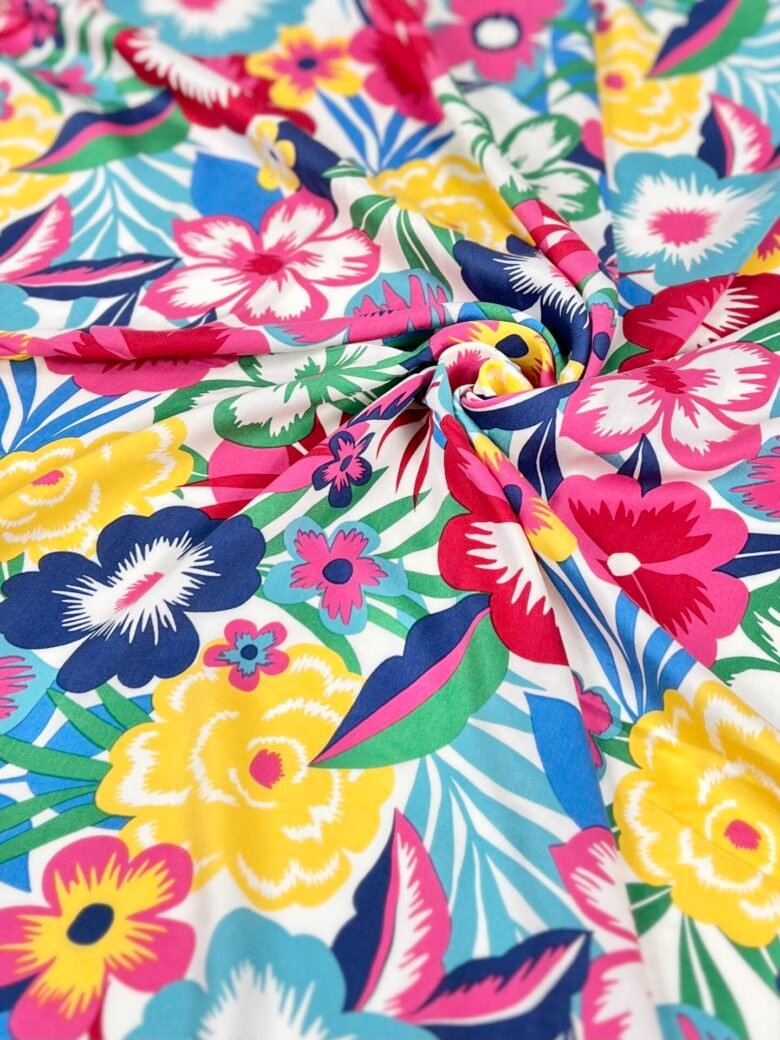 Viskozes audums kleitām „Tropical Bloom“