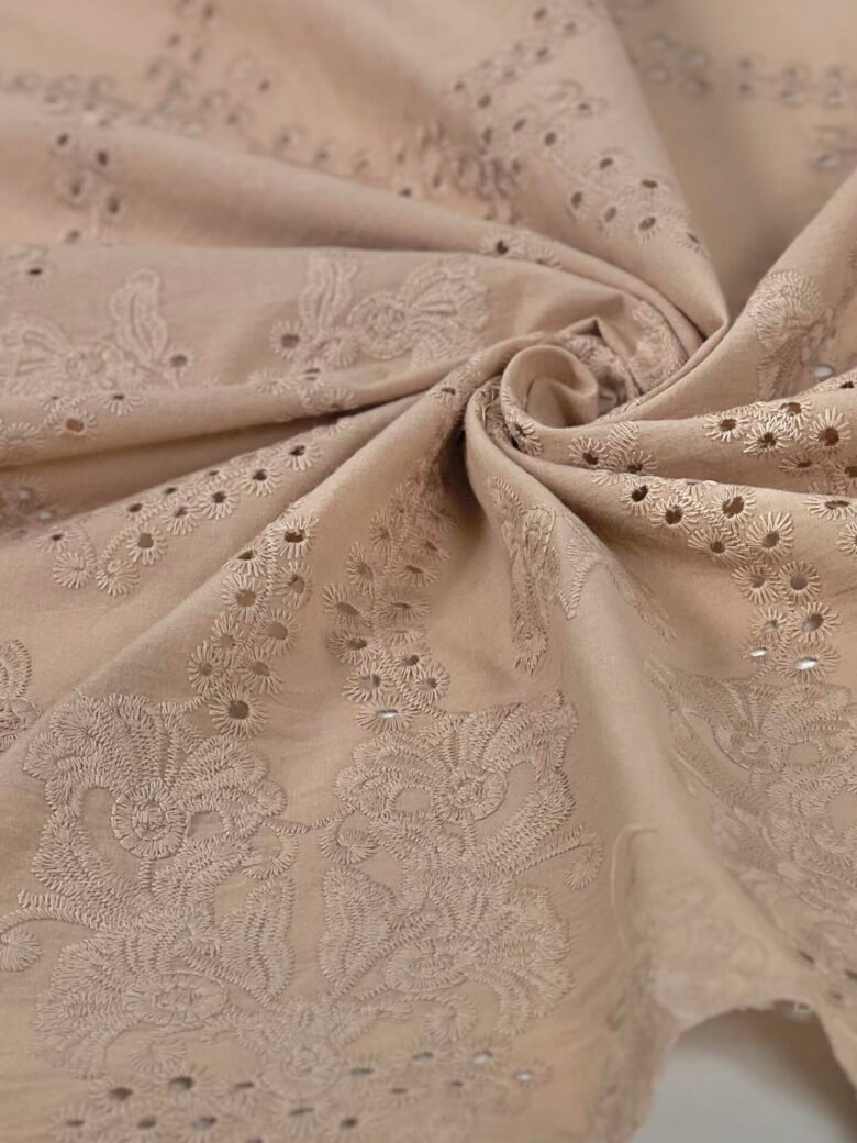 Embroidered Cotton Fabric with Lace Edges "Nude"
