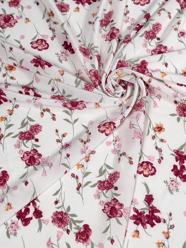 „Silky“ suknelinis audinys gelėto rašto „Soft Floral“