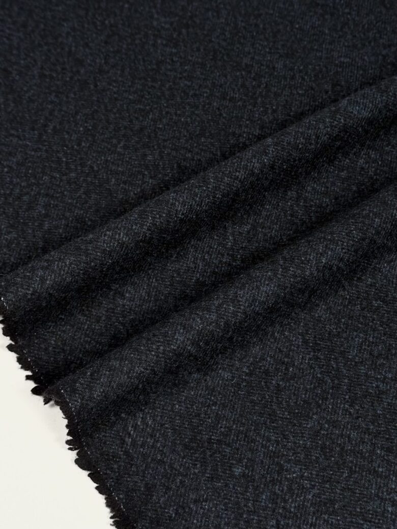 Italian Virgin Wool Coat Fabric with Herringbone Pattern "Karlos"