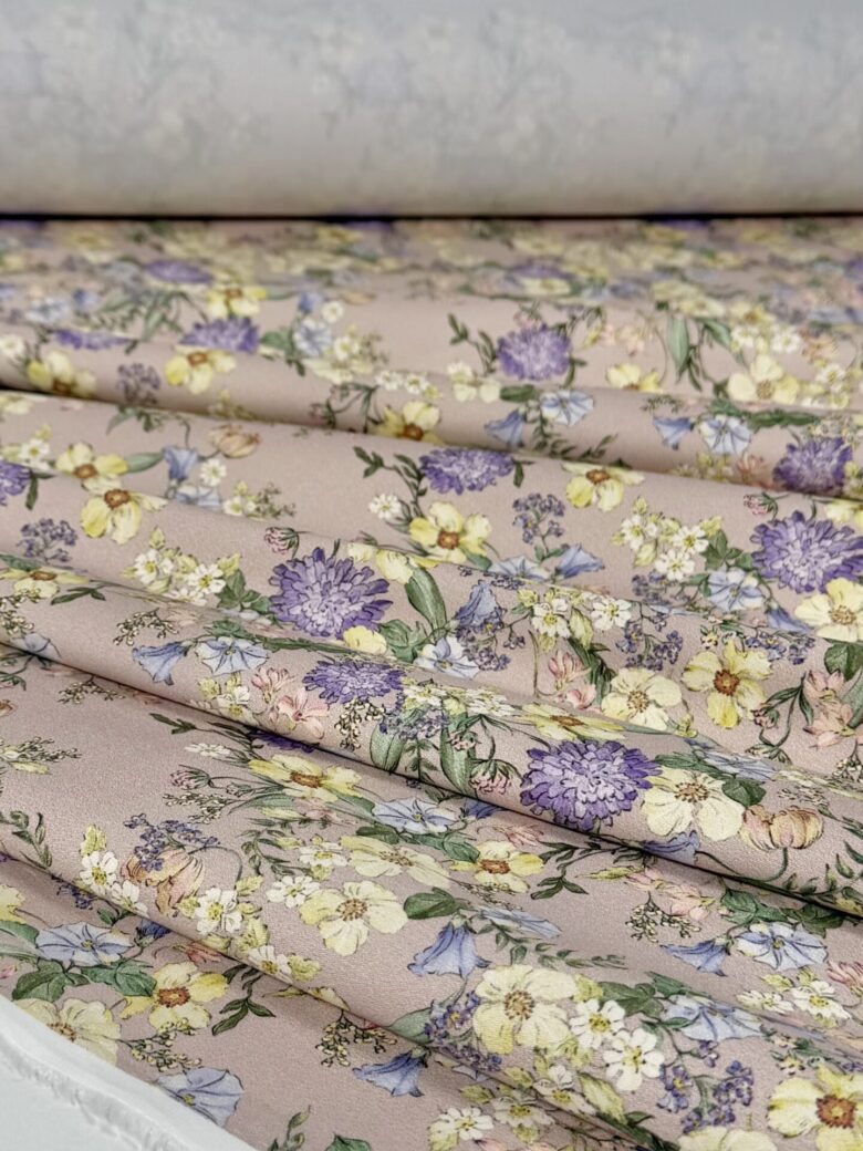 Spanish Cotton Fabric with Elastane Floral Pattern "Blossom"
